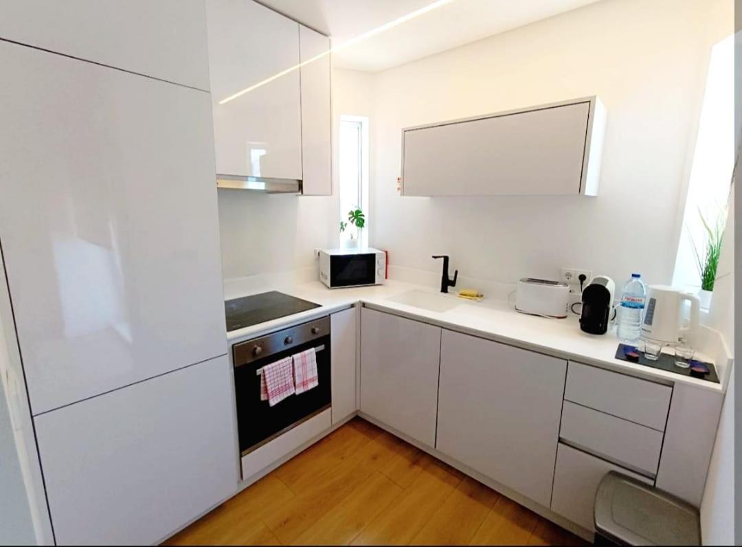 Camoes Appartments Порту Экстерьер фото