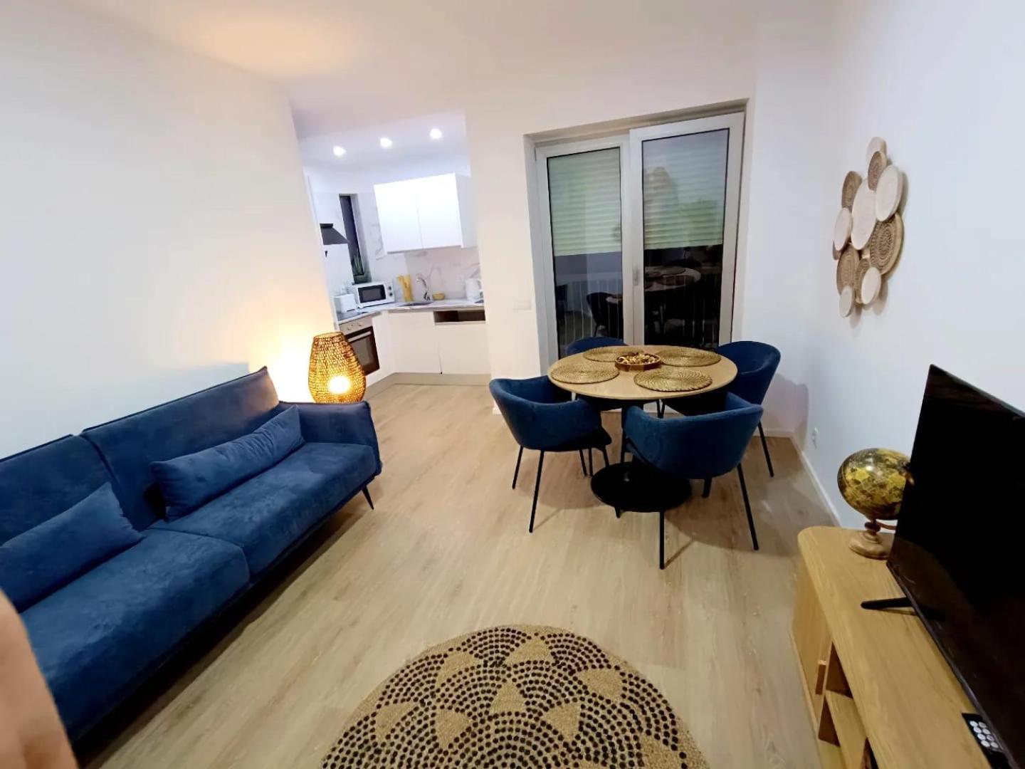 Camoes Appartments Порту Экстерьер фото