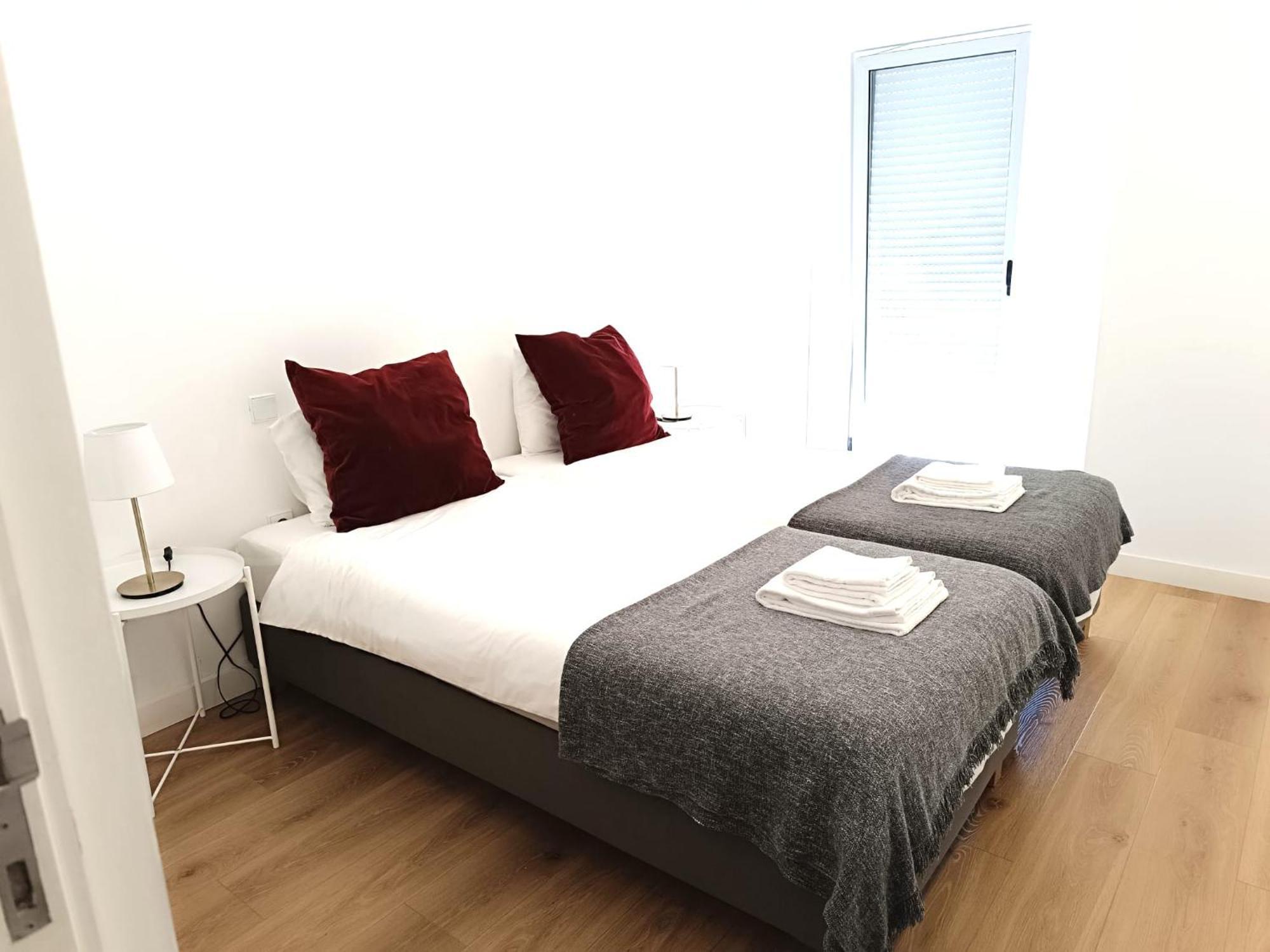 Camoes Appartments Порту Экстерьер фото